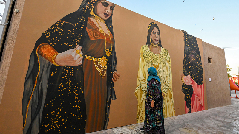 الجداريات تمتاز بتفرّد أفكارها وقدرتها على التعبير عن نبض دبي وتراثها. تصوير: أشوك فيرما