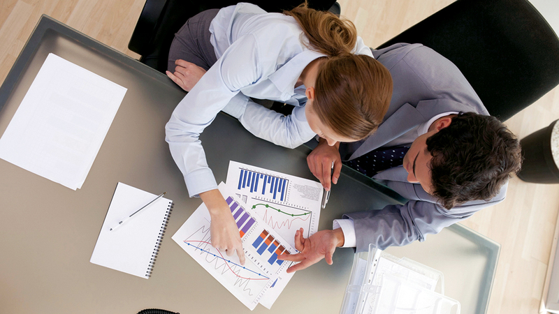 معظم الشركات في الدولة يبحث عن مهارات تواصل جيدة باللغتين الإنجليزية والعربية. أرشيفية