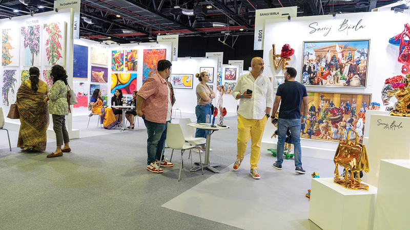 يحتفي برنامج «فنون العالم دبي» في مركز دبي التجاري العالمي بالمشهد الفني لكوريا الجنوبية. تصوير: علي ملحم