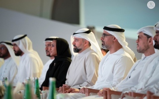 خالد بن محمد بن زايد يشهد جانباً من "لقاءات قيادات حكومة أبوظبي"