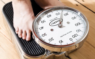 الصورة: كيف تنقص وزنك بطريقة صحية؟.. خبراء يحذرون بشدة من الحِميات الغذائية القاسية