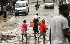 الصورة: فرق الإنقاذ تسابق الزمن للعثور على ناجين في ملاوي