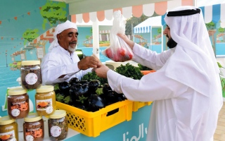الصورة: 34 ألف زائر لمبادرة «سوق المزارعين» في دبي