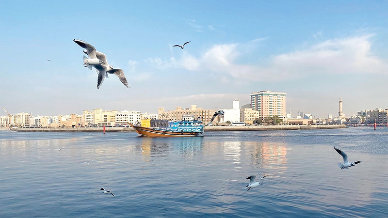 العمل الفني سيجسد تاريخ حي الشندغة والأحياء المحيطة بخور دبي. ■ من المصدر