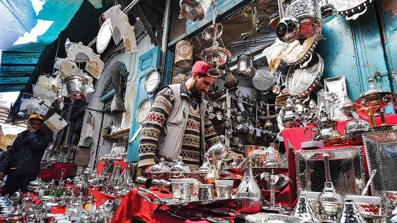 التونسيون يطلقون على هذه العملية «القصدرة». أ.ف.ب