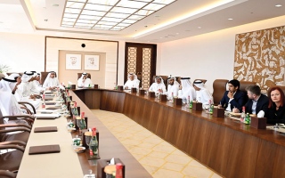الصورة: مجلس المناطق الحرة في دبي يشدّد على استقطاب الكفاءات الإماراتية