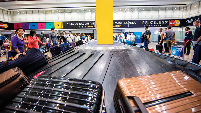 مطارات الدولة استقبلت في عام 2019 نحو 128 مليون مسافر.    أرشيفية