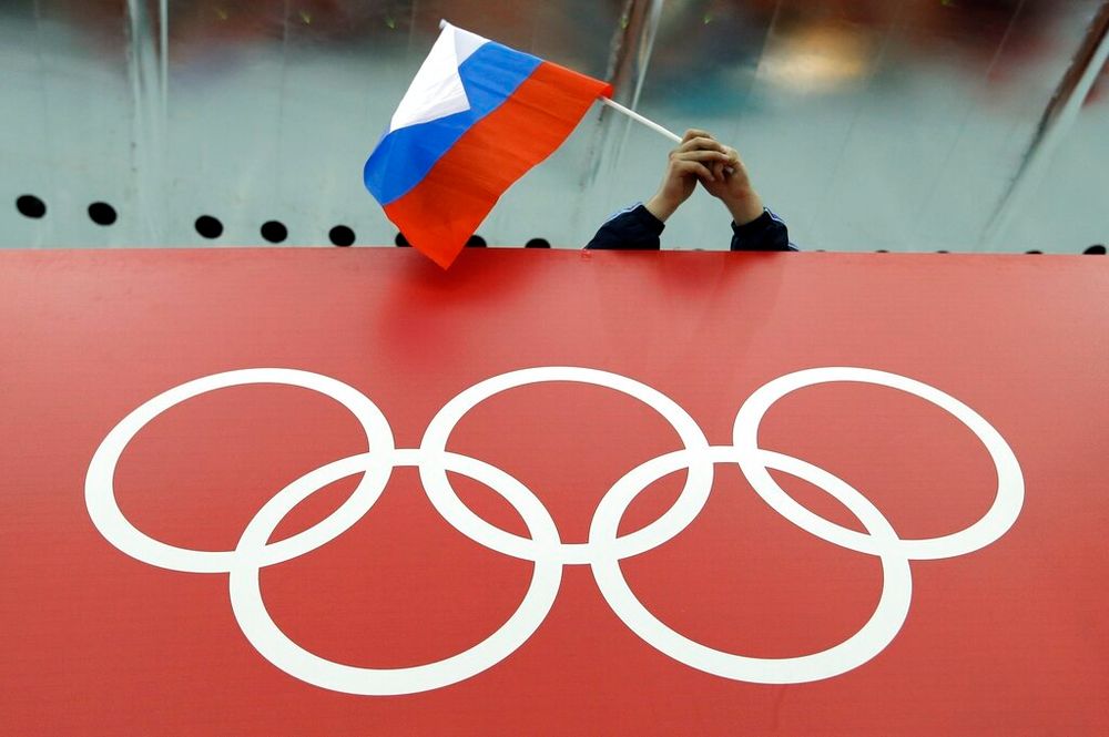 The International Olympic Committee recommends that the Russians return to international sports, but with conditions