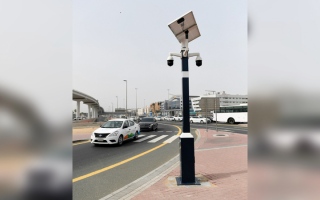 الصورة: شرطة دبي تسجل 31.8 ألف مخالفة تجاوز الإشارة العام الماضي