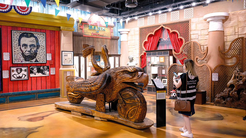 المتحف يضم معروضات من مواد معاد تدويرها.   تصوير: أحمد عرديتي