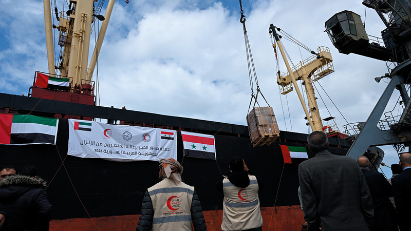 حمولة السفينة بلغت 1040 طن مواد غذائية و600 طن مواد إغاثية و573 طن مواد بناء.  من المصدر