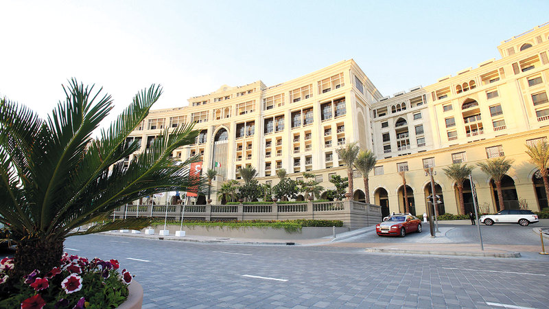 فندق «بلازو فيرساتشي دبي» تحول إلى وجهة بارزة في الإمارة.   تصوير: باتريك كاستيلو