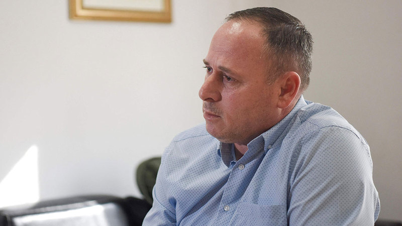 فلازنيم بيرغييغياي (43 عاماً) تعرّض للضرب بكل الأشياء الممكنة من خشب ومعدن.  أ.ف.ب.