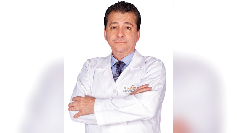 الدكتور محمد زقوت.