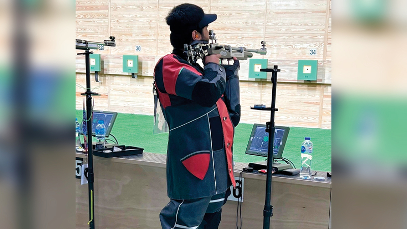 ممارسة الرماية تتطلب تركيزاً شديداً. من المصدر