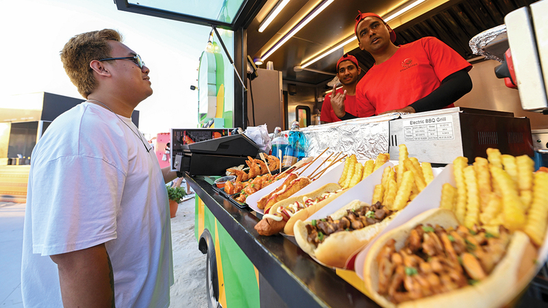 &laquo;كانتين الشاطئ&raquo; يتضمن أنشطة مميزة احتفالاً بمرور 10 سنوات على المهرجان. تصوير: باتريك كاستيلو