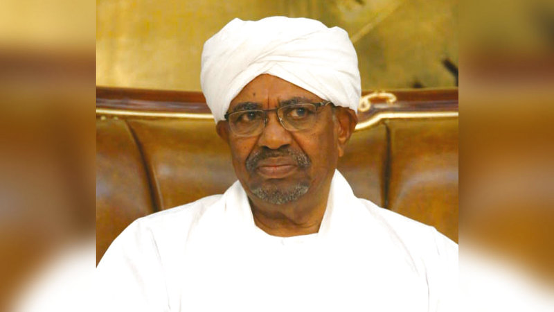 البشير طلب دعم روسيا في2017 وبعدها دخلت «فاغنر» إلى السودان. أ.ف.ب