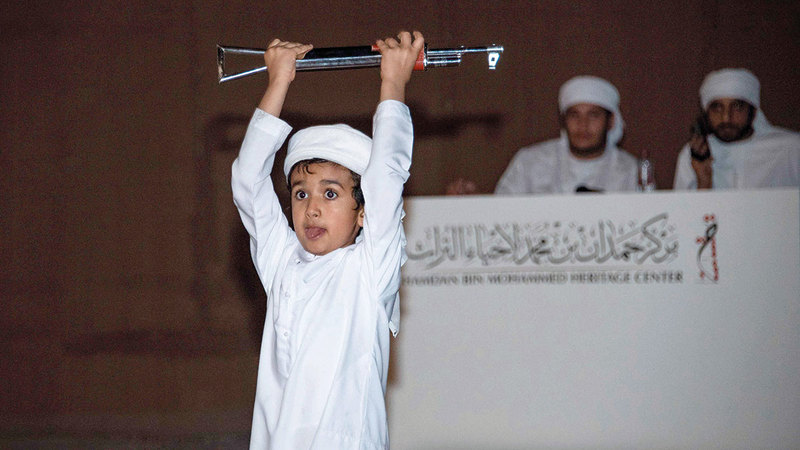 اليويلة الصغار أضفوا أجواء خاصة على التصفيات. من المصدر