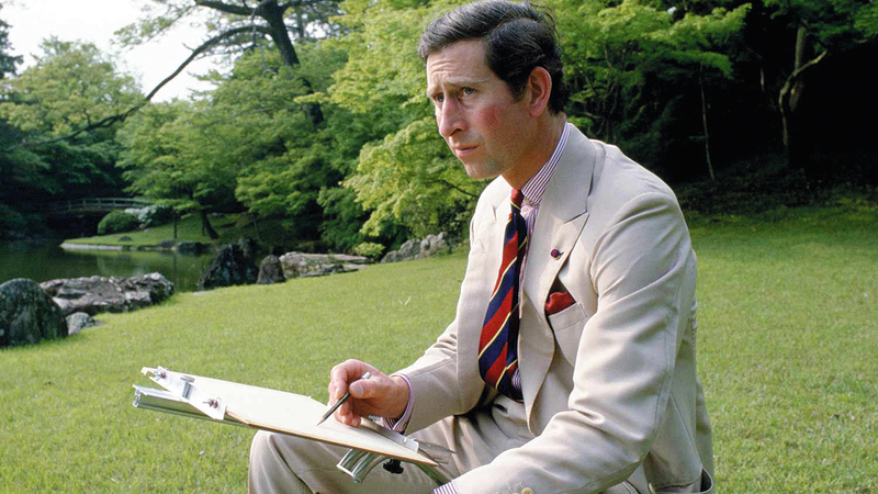 الملك تشارلز يرسم منظراً طبيعياً.  أرشيفية