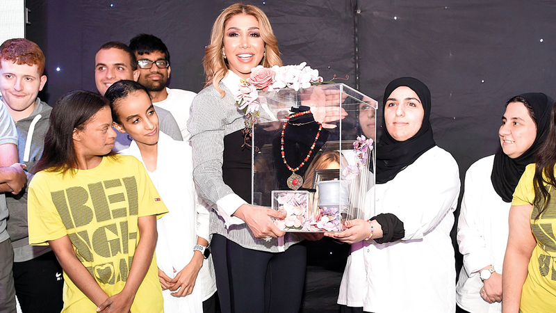 أكدت أروى أهمية منح أصحاب الهمم ما يحتاجون إليه من مساحة وفرص خاصة للتعبير.   من المصدر