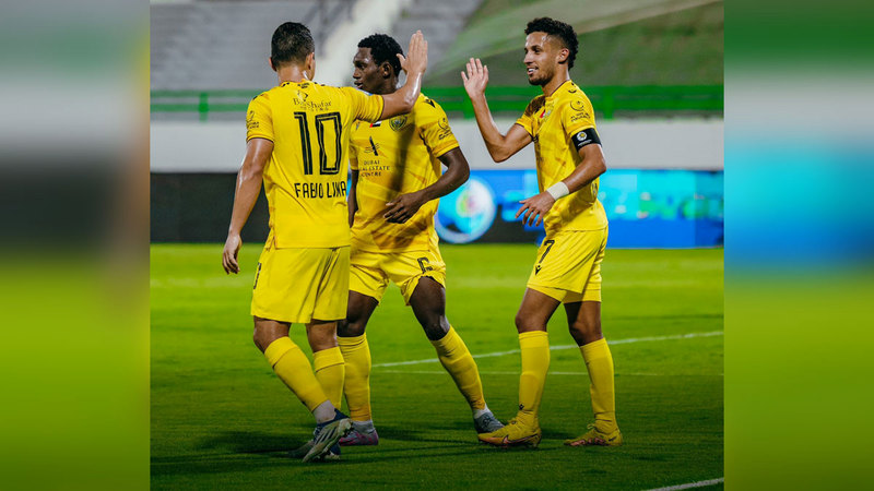 الوصل يحتفل بالفوز العريض على خورفكان. من المصدر