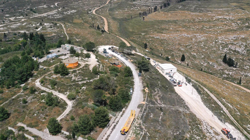 منظر من الجو للمستوطنة قيد الإنشاء.   أ.ف.ب