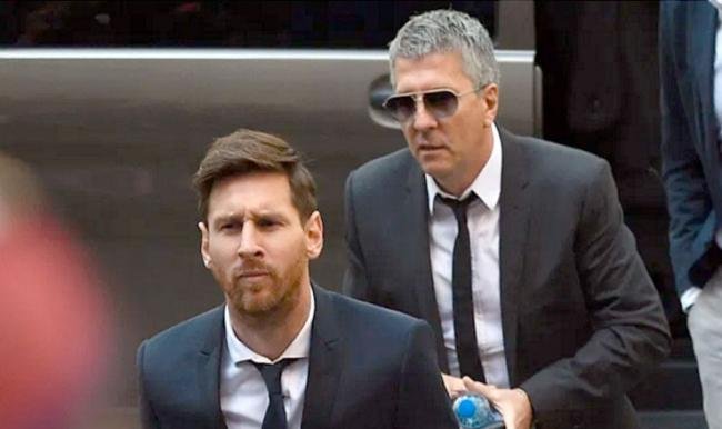 Messi’s father meets with Laporta and reveals his attempts to return to Barcelona