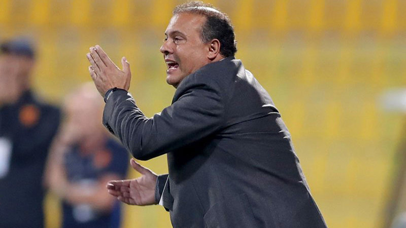 مدرب عجمان كايو زاناردي. من المصدر