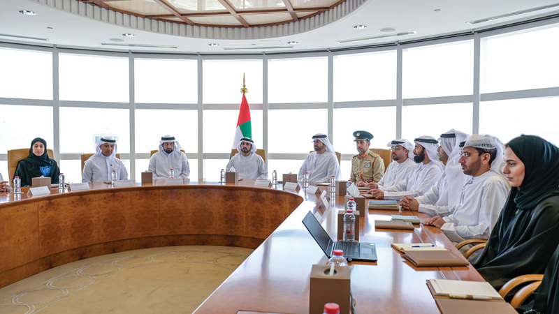 حمدان بن محمد ترأس اجتماعاً للجنة العليا للتنمية وشؤون المواطنين في دبي.   من المصدر