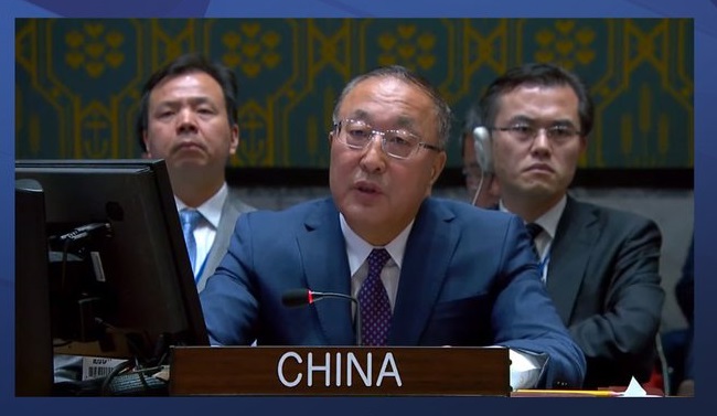 China’s representative to the United Nations confirms his country’s support for the UAE in hosting the COP28 conference.