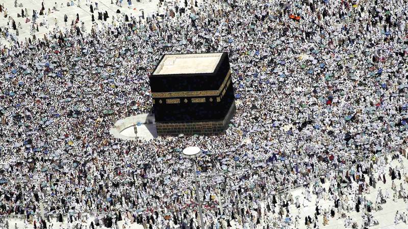 تنسيق عالي المستوى بين مؤسسات الدولة لضمان الصحة والسلامة لحجاج الدولة. أرشيفية