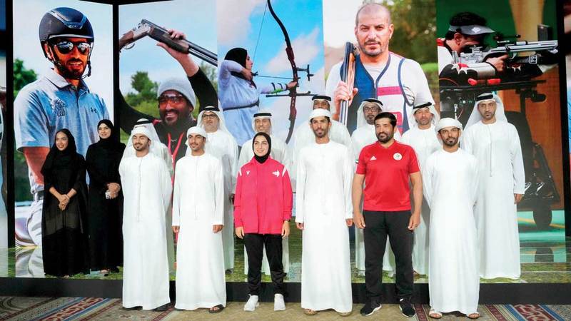 الفلاسي والحضور من المسؤولين والرياضيين أثناء المؤتمر الصحافي. من المصدر