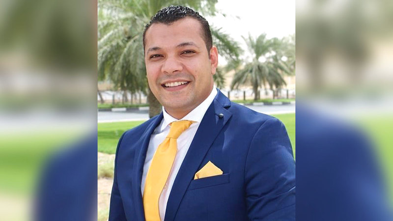 تامر أبوبكر: «على المتعامل تفعيل كلمة السر عند كل عملية شراء، حتى لو كانت بمبالغ صغيرة، وعدم استخدام (واي فاي)».