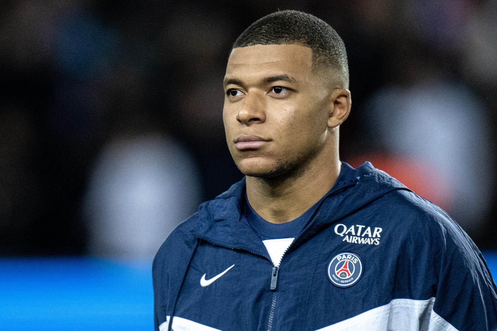Mbappe continues to be stubborn with Paris Saint-Germain… a new shock to the Parisian club