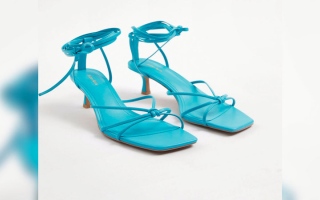 الصورة: #عزيزتي حواء.. الصندل ذو الأربطة لإطلالة صيفية جذابة