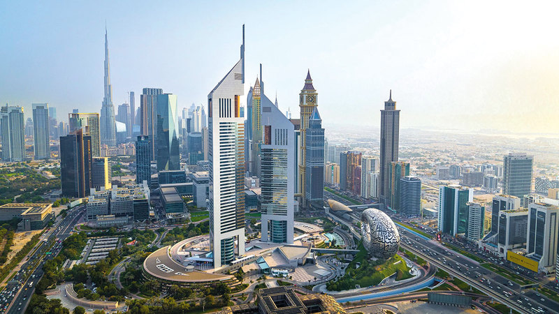 دبي أثبتت قدرتها الكبيرة على تجاوز التحديات كافة التي تفرضها المتغيرات العالمية المحيطة.    أرشيفية