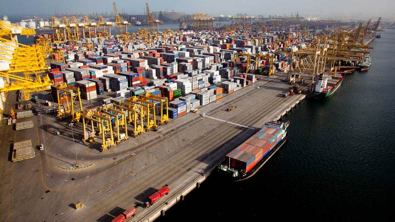 14.7 مليار دولار التجارة غير النفطية بين الإمارات واليابان في العام الماضي.  أرشيفية