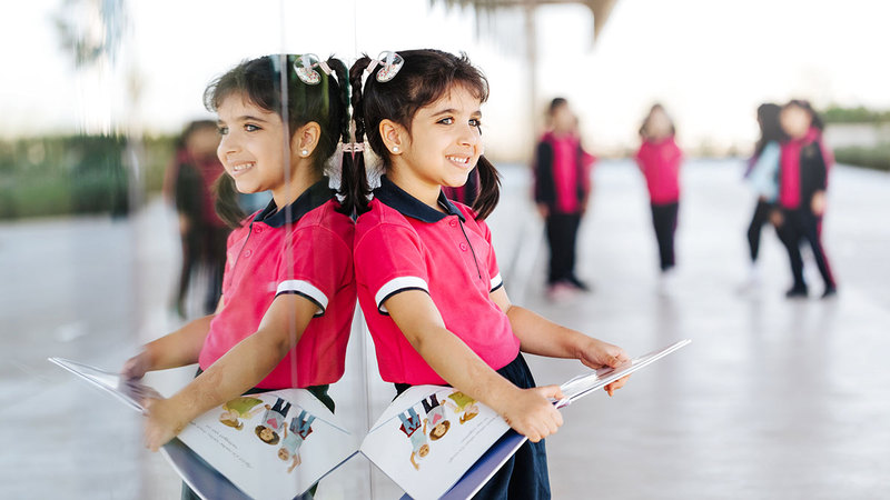 مؤشرات تطبيق نموذج الأجيال جميعها إيجابية.  من المصدر