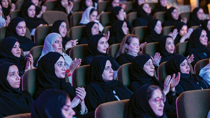 الاحتفال بيوم المرأة الإماراتية يعكس الدور البارز للدولة في تمكين بنات الوطن.  من المصدر