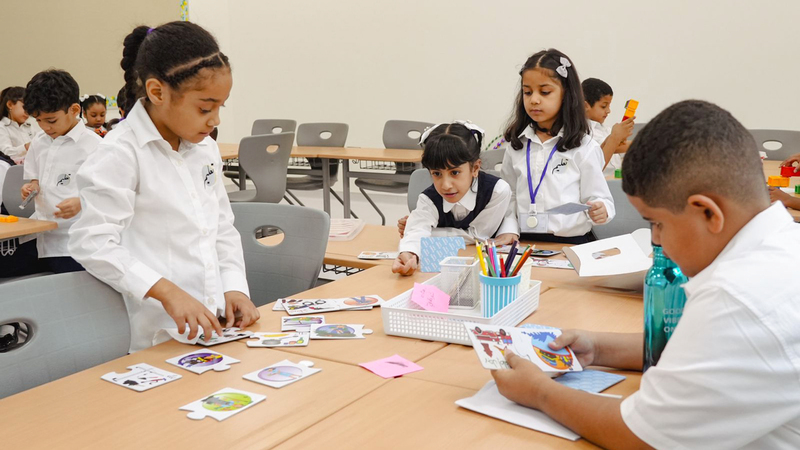 المدارس نظمت فعاليات ترحيبية متنوّعة في اليوم الأول.   الإمارات اليوم