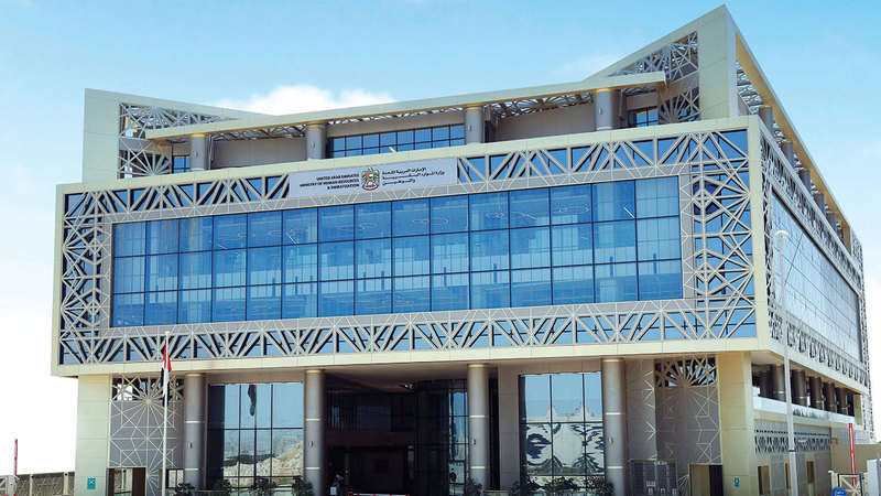 الوزارة أصدرت جدولاً رسمياً بالتخصصات التي ستدخل ضمن مستهدفات التوطين.   من المصدر