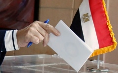 الصورة: مصر تجري انتخابات الرئاسة في 10-12 ديسمبر المقبل