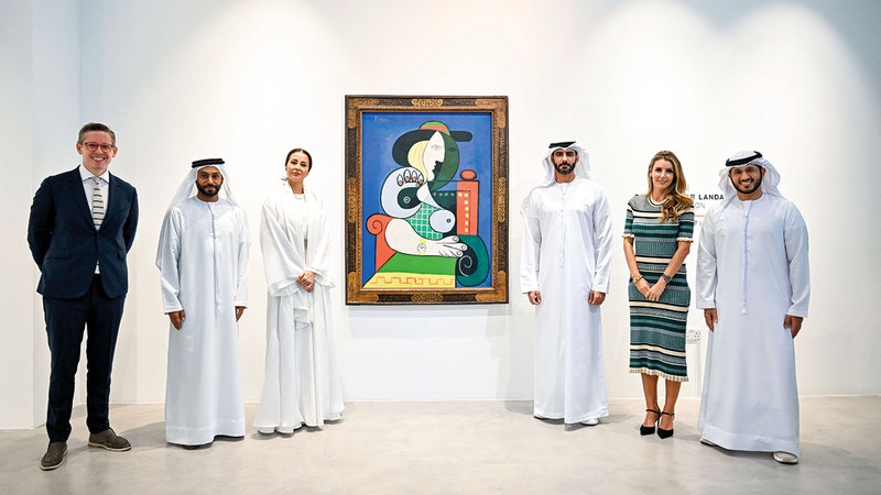 وزير الثقافة والشباب أكد خلال الكشف عن اللوحة أن دبي تستقطب أرقى الأعمال الفنية.   من المصدر