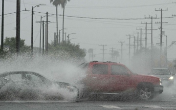 الصورة: بسبب الأمطار الغزيرة.. وفاة 8 بولاية خاليسكو المكسيكية