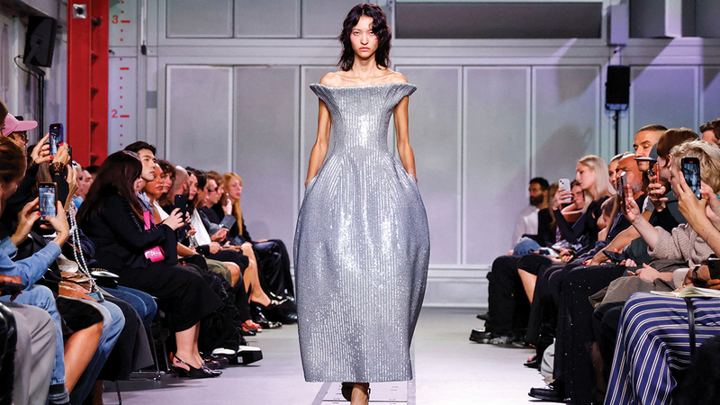 التصميمات مزجت بين الملابس الرياضية والحداثة. رويترز