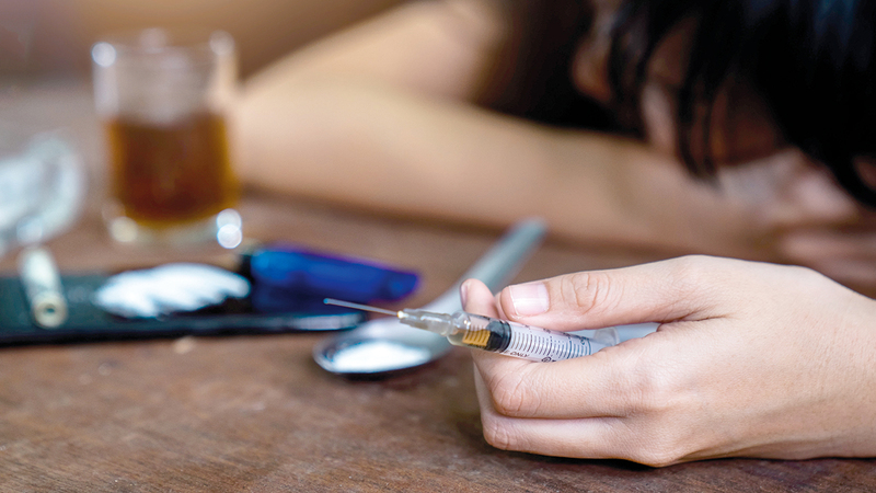 القانون أجاز للمحكمة في غير حالة العودة أن تُستبدل                                         العقوبة بإيداع المحكوم عليه وحدات علاج وتأهيل.  أرشيفية