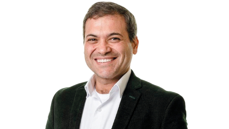 فادي الشهابي: «أديبك 2023» سجل زخماً وحضوراً يعدان الأكبر منذ إطلاق المعرض. تصوير: نجيب محمد