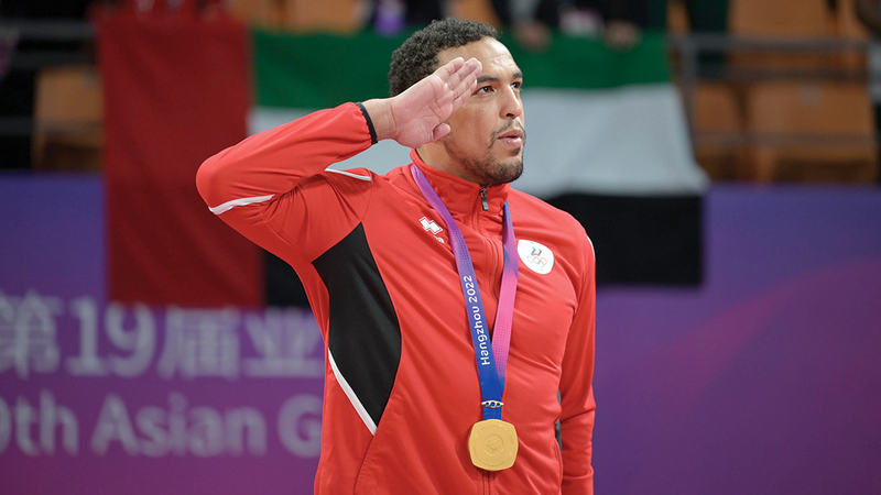 فيصل الكتبي أحرز الذهب في الجوجيتسو. من المصدر