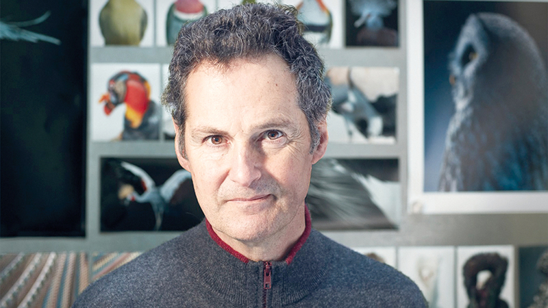 تيم فلاك متخصص في تصوير الحيوانات في الاستوديو بعيداً عن بيئتها المعتادة. من المصدر