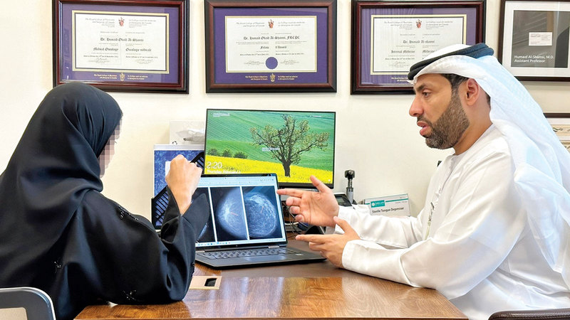 البروفيسور حميد الشامسي وفريقه الطبي نجحوا في علاج المريضة.  من المصدر